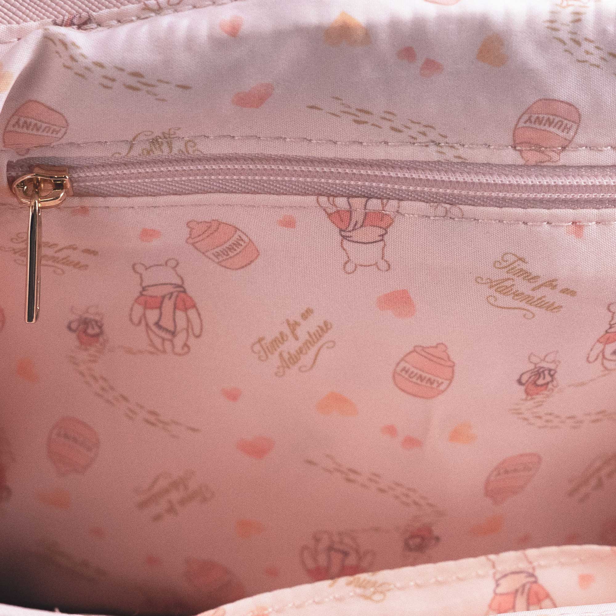 Loungefly x Disney Winnie the Pooh and Piglet Winter Crossbody Bag - GeekCore