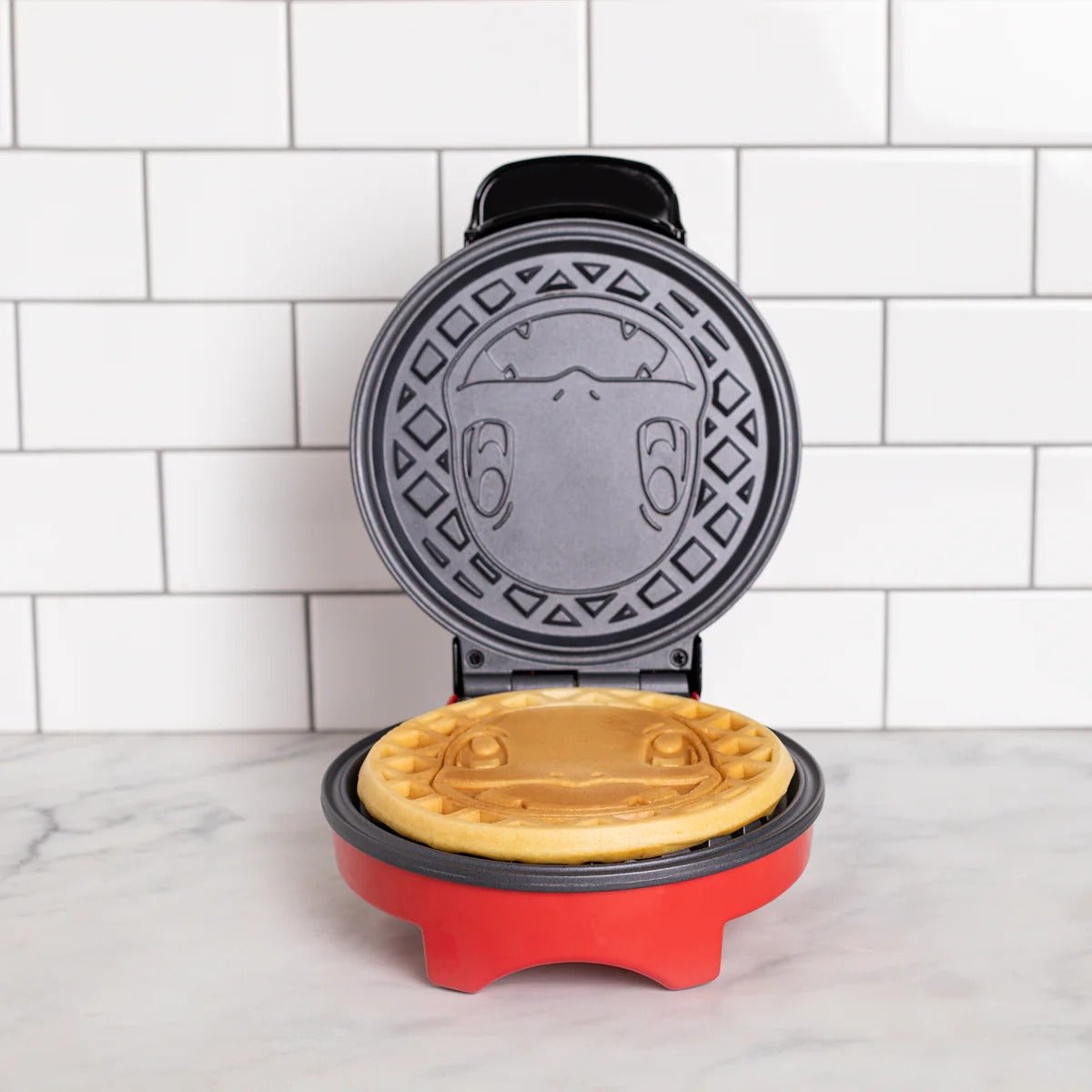 Pokémon Charmander Electronic Waffle Maker - GeekCore