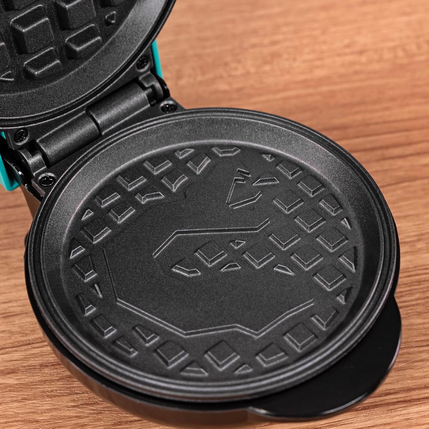 Harry Potter Slytherin Mini Waffle Maker - GeekCore