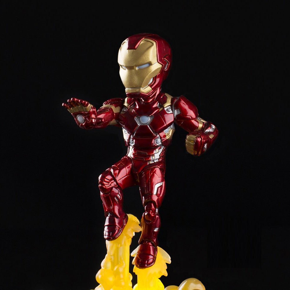Iron Man Light - Up Q - Fig Diorama - GeekCore