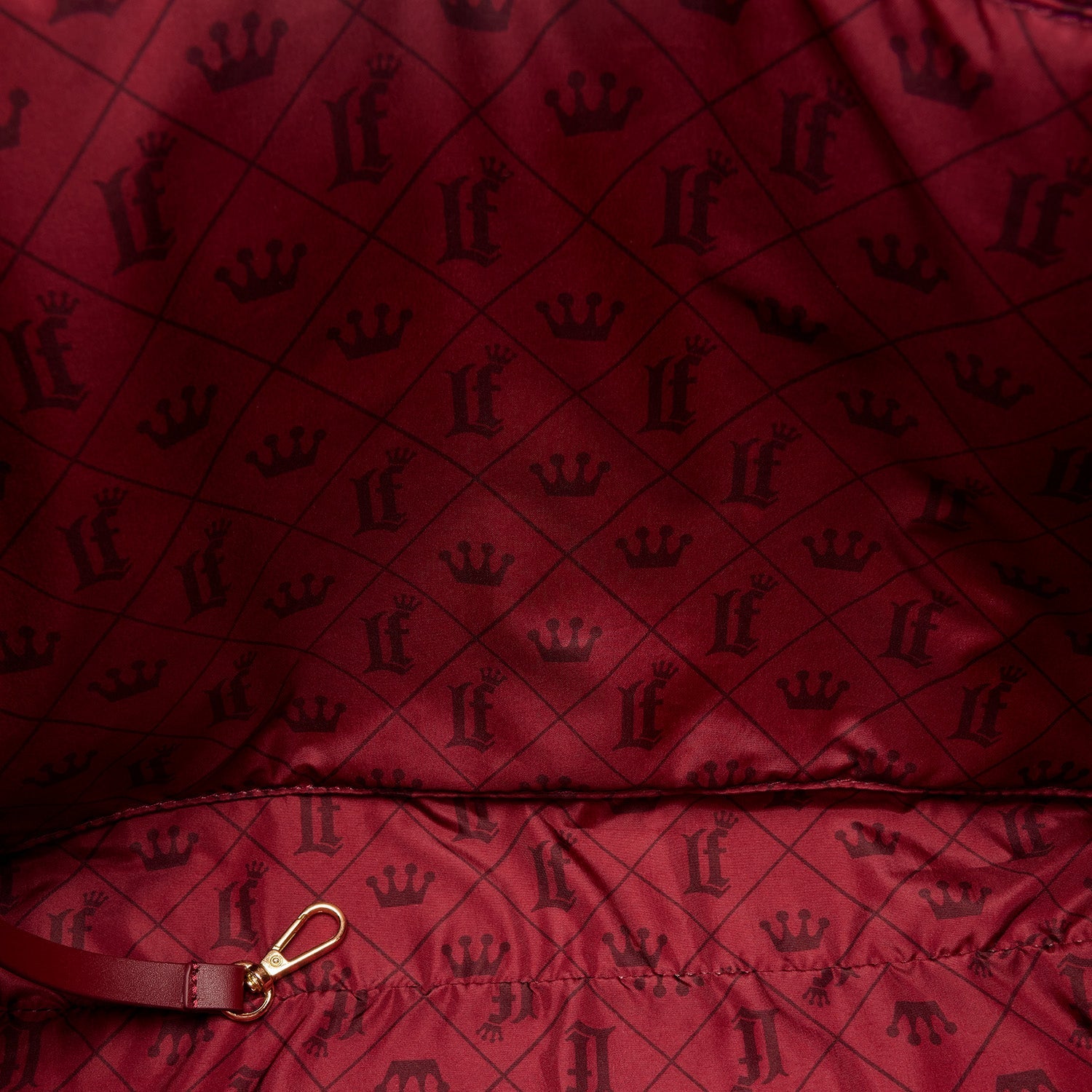 Loungefly Originals Red Quilted Pin Trader Convertible Tote Bag - GeekCore