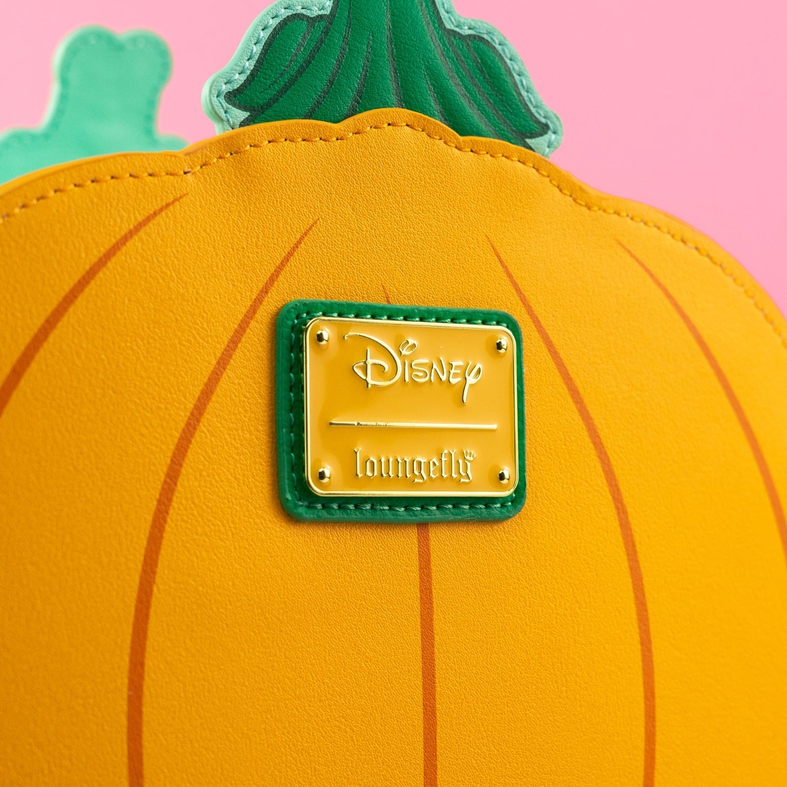 Loungefly x Disney Cinderella Carriage (Pumpkin Coach) Crossbody Bag GeekCore Loungefly x Disney Cinderella Carriage (Pumpkin Coach) Crossbody Bag GeekCore