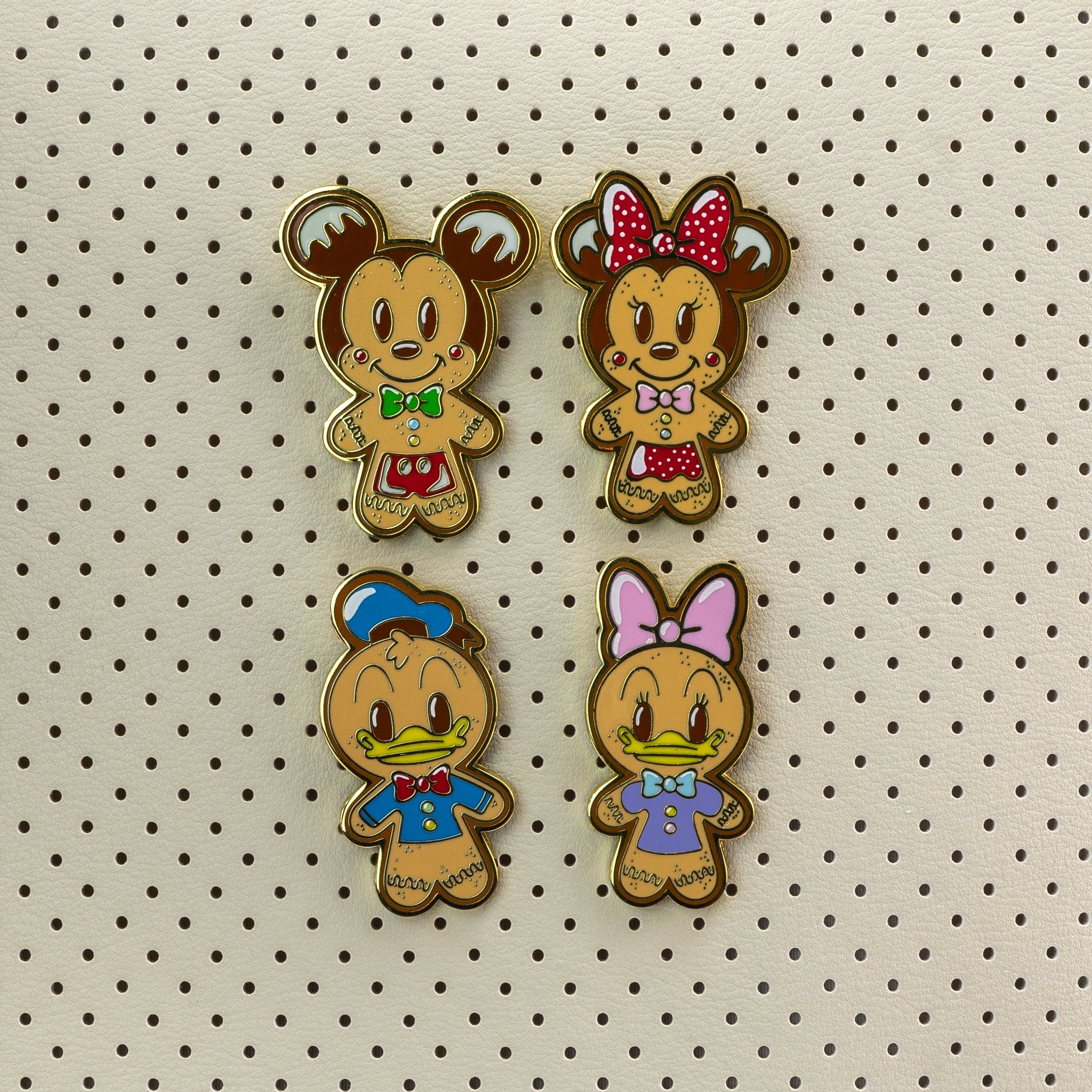 Loungefly Disney Zootopia 4pc Enamel Pin Set – Judy Hopps, Mayor Lionheart, Finnick, Clawhauser