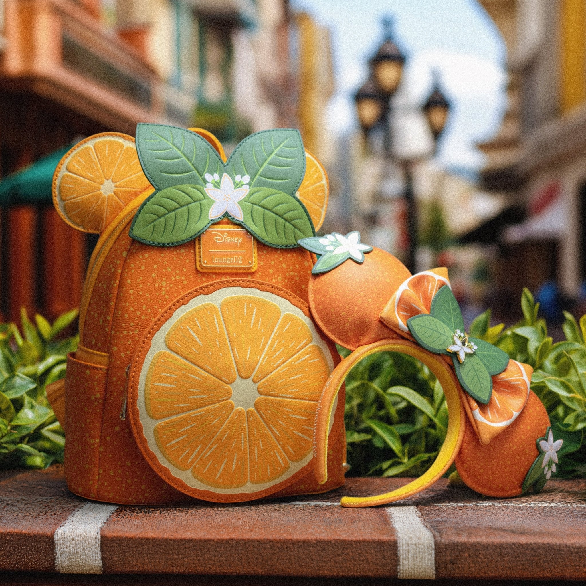 Loungefly x Disney Minnie Mouse Orange Scented Mini Backpack - GeekCore