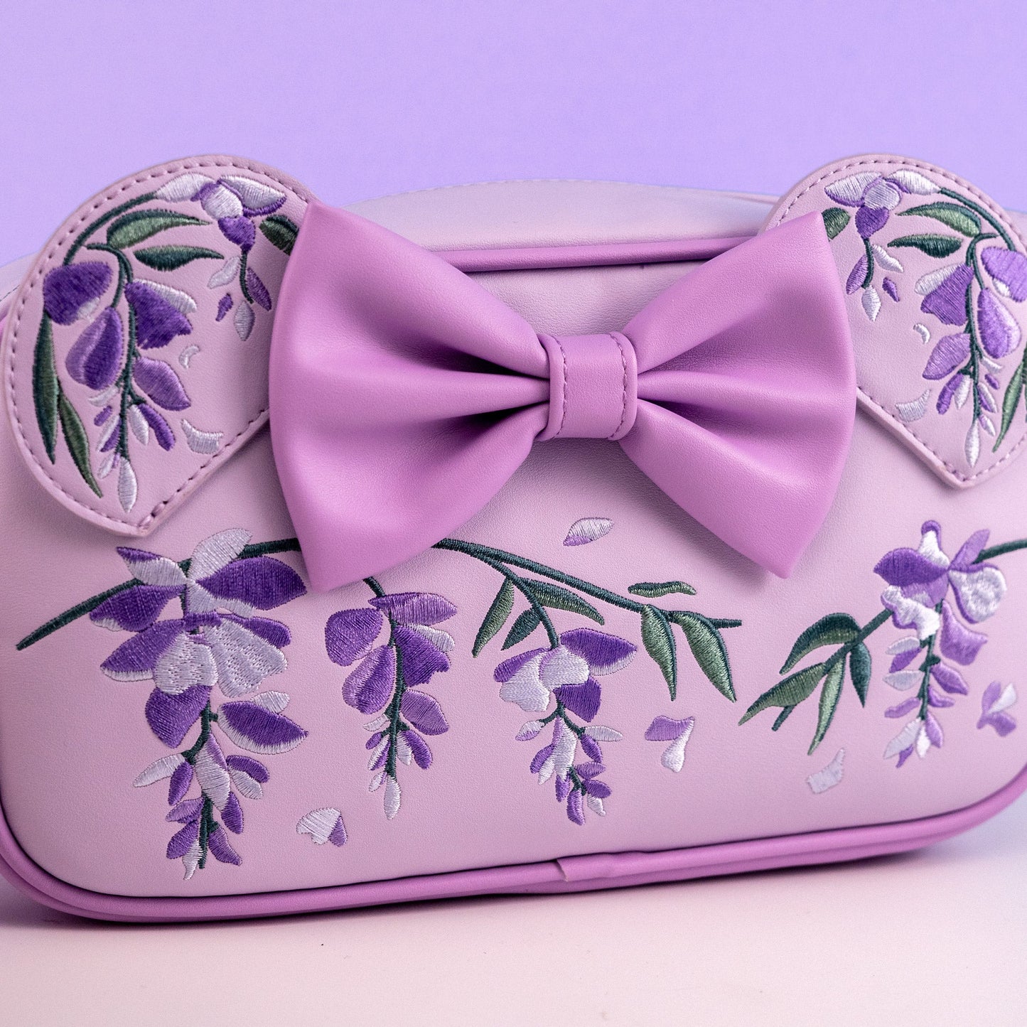 Loungefly x Disney Minnie Mouse Wisteria Floral Scented Crossbody - GeekCore