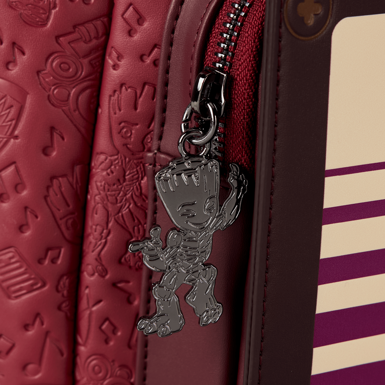 groot mini lou gefly backpack inside Loungefly x Marvel Guardians of the Galaxy Groot Cassette Tape Full-Si – GeekCore