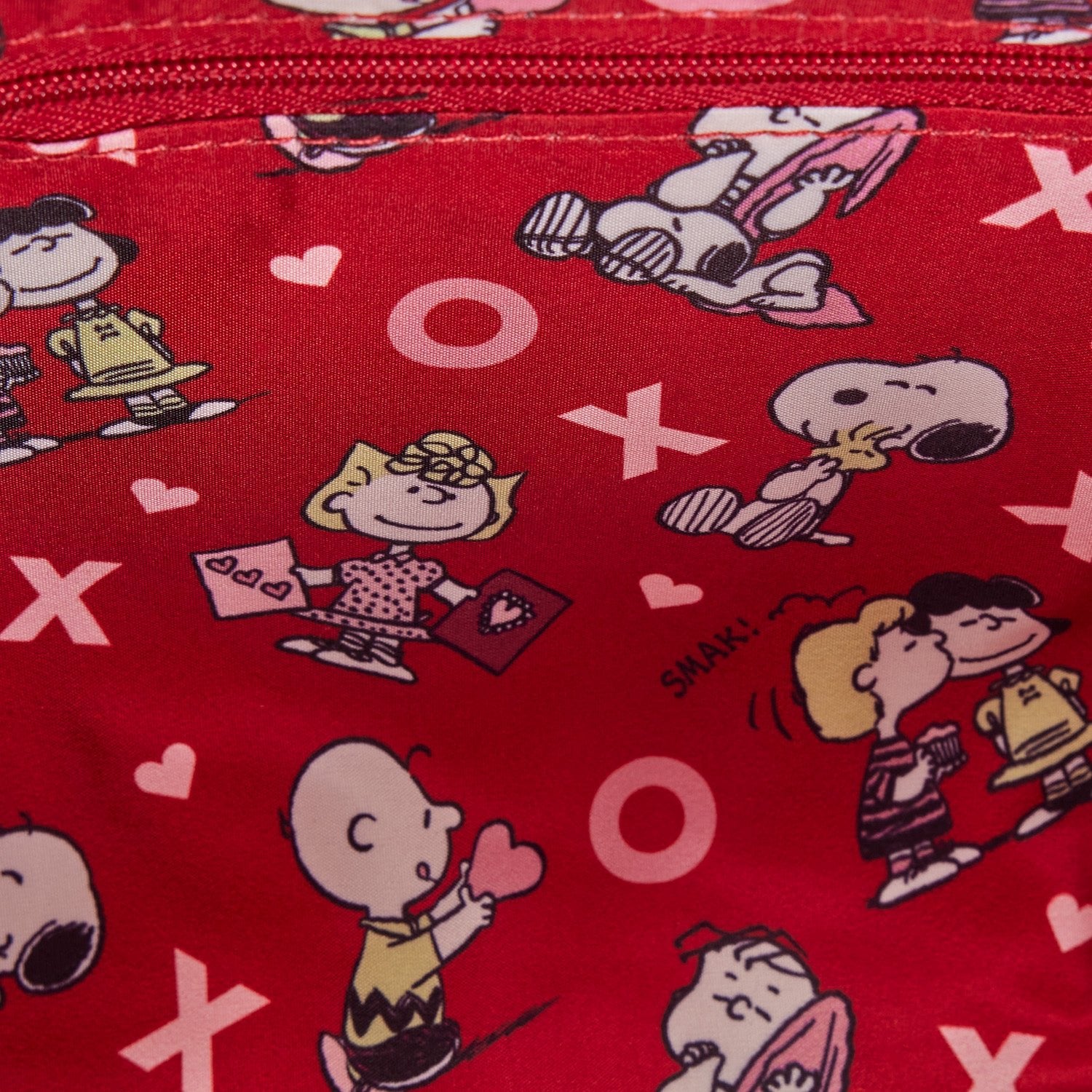 Loungefly x Peanuts XO Charm Crossbody Bag - GeekCore