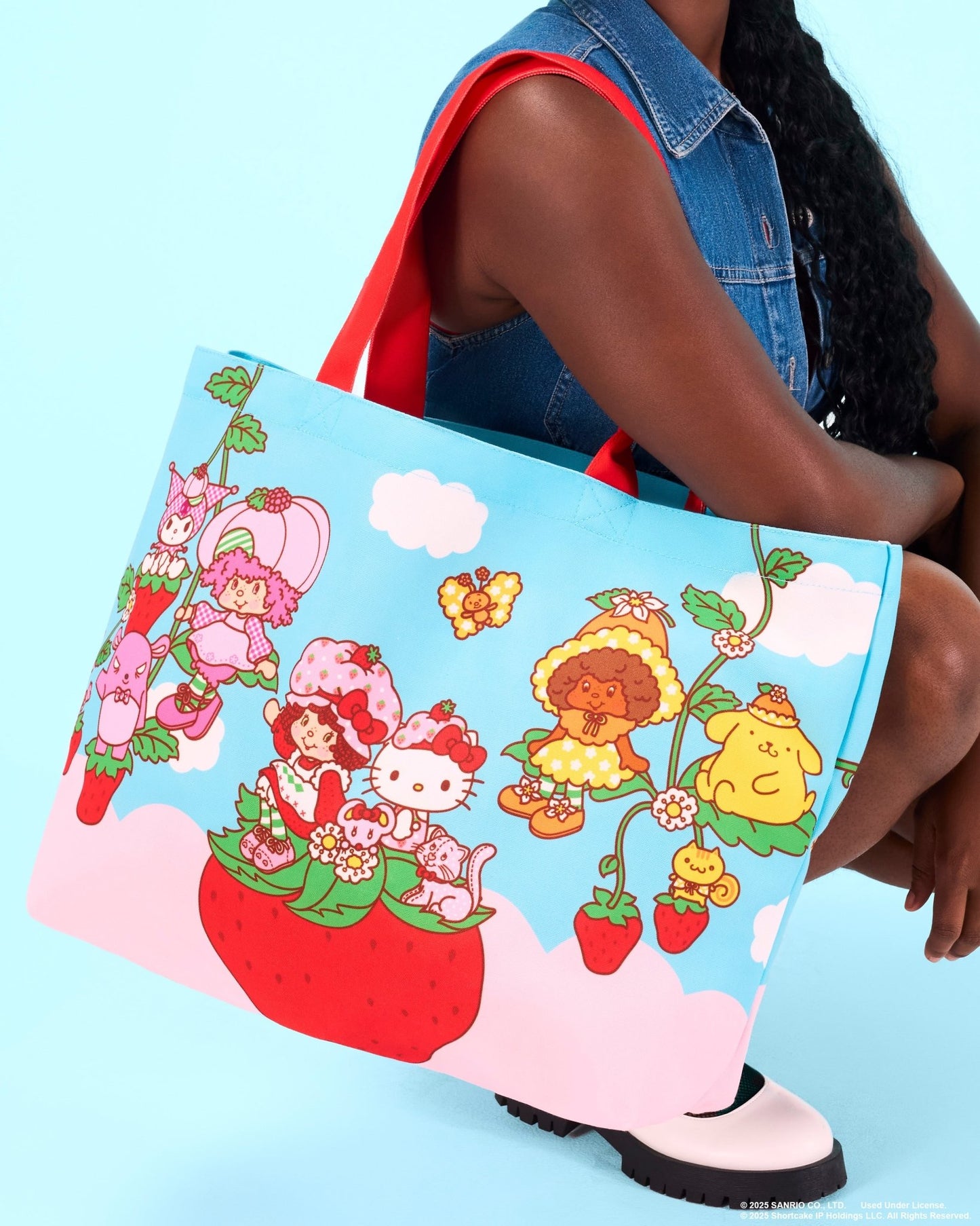 Loungefly x Sanrio x Strawberry Shortcake Oversize Canvas Tote Bag - GeekCore