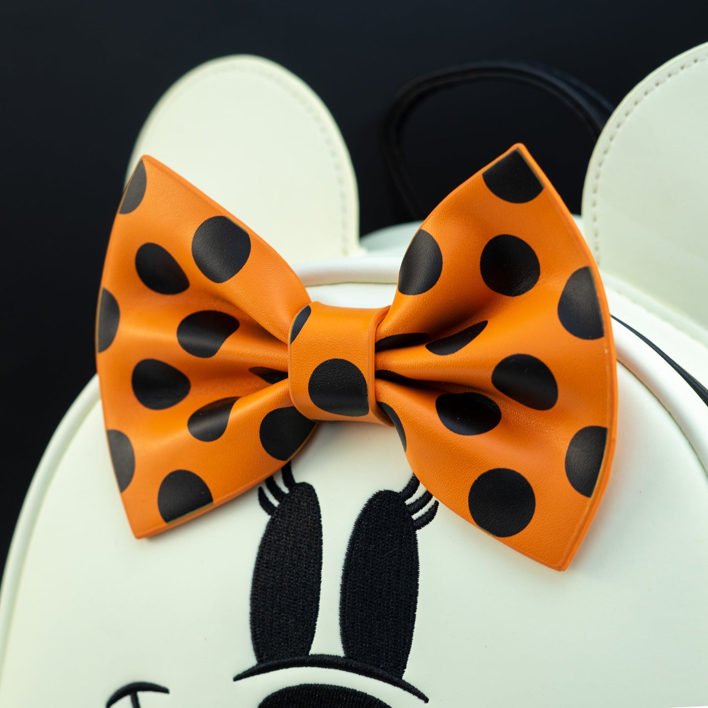 [OUTLET] Loungefly x Disney Ghost Minnie Glow in the Dark Mini Backpack - GeekCore