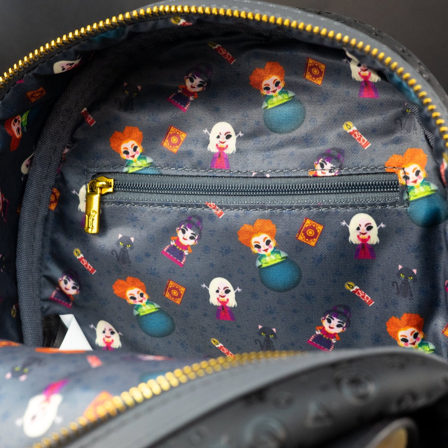 [OUTLET] Loungefly x Disney Hocus Pocus Sanderson Sisters Mini Backpack - GeekCore