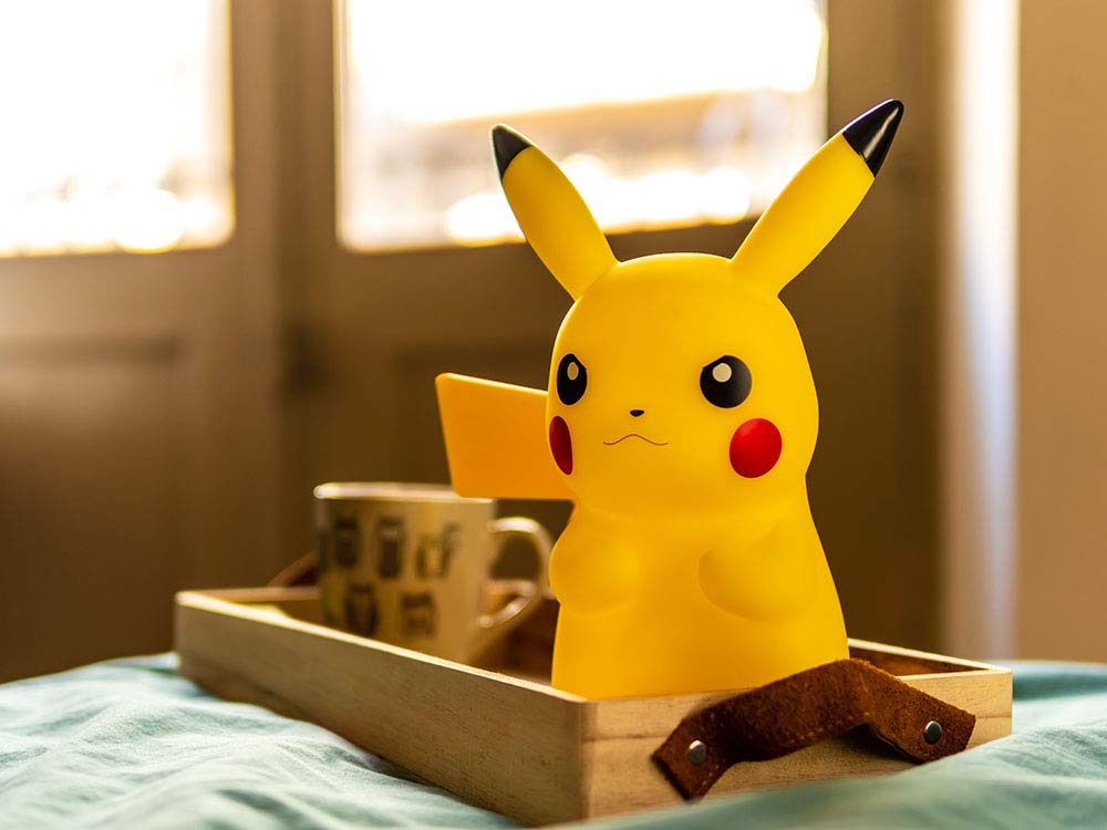 Pokemon Pikachu Lamp - GeekCore